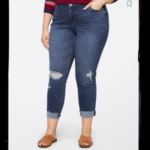 STS Blue: Darren Roll Cuffed Girlfriend Jean (18W)